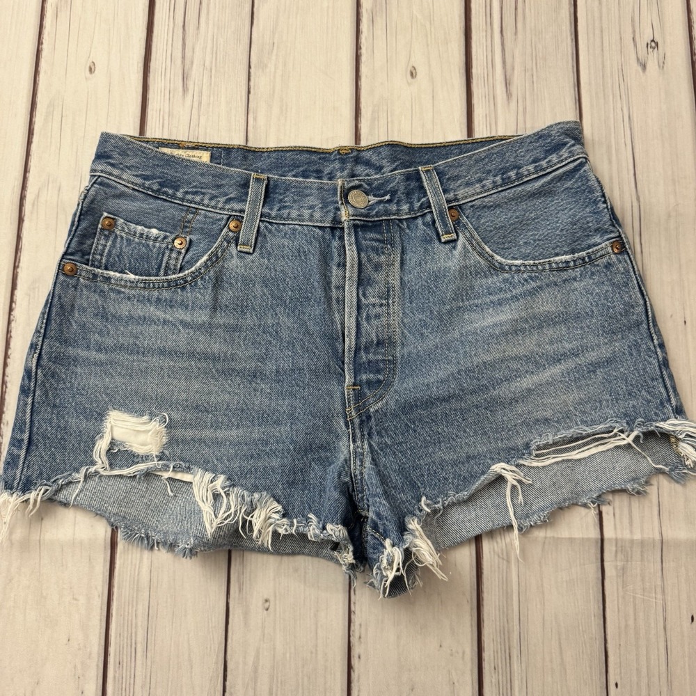 Levi's Premium 501 Distressed Cutoff Denim Shorts Womens W29‎ Button Fly
